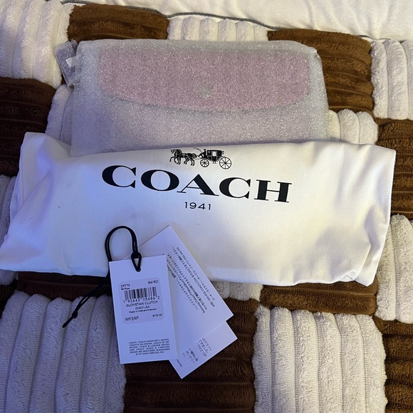 Coach 1941 Glove Tanned Leather Clutch in Rose NWTS! - Picture 9 of 10